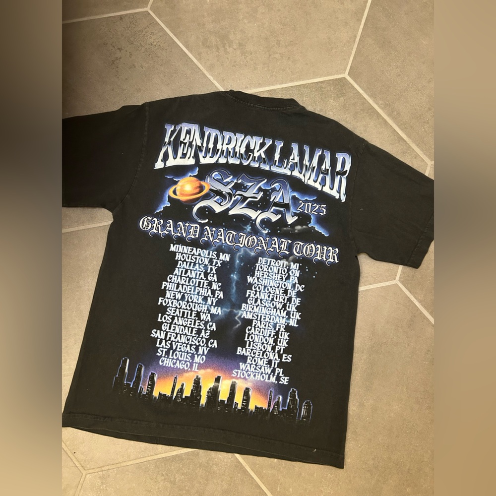Kendrick Lamar SZA 2025 Tour Tee Size M